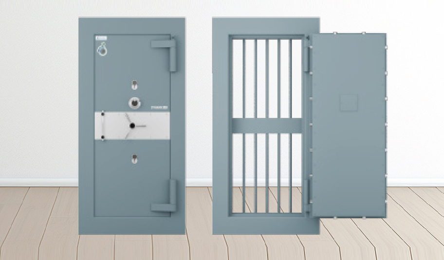 STRONG ROOM DOOR